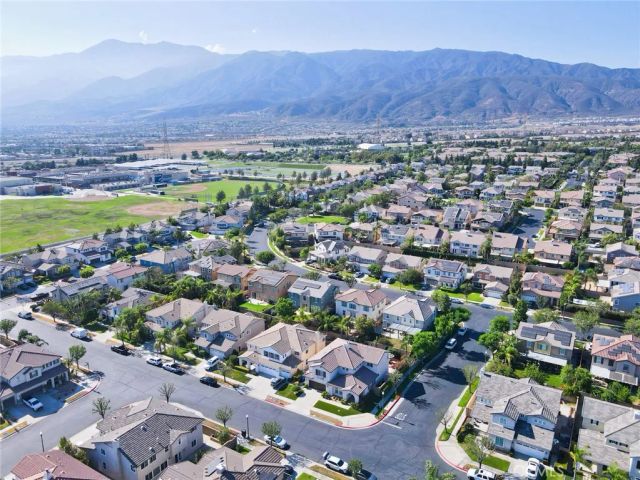15592 Iron Spring Lane, Fontana, CA 92336