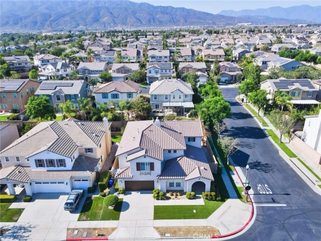 15592 Iron Spring Lane, Fontana, CA 92336