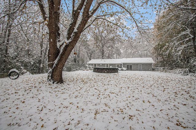 1230 Thomson Road, Howard Twp, MI 49120