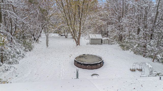 1230 Thomson Road, Howard Twp, MI 49120