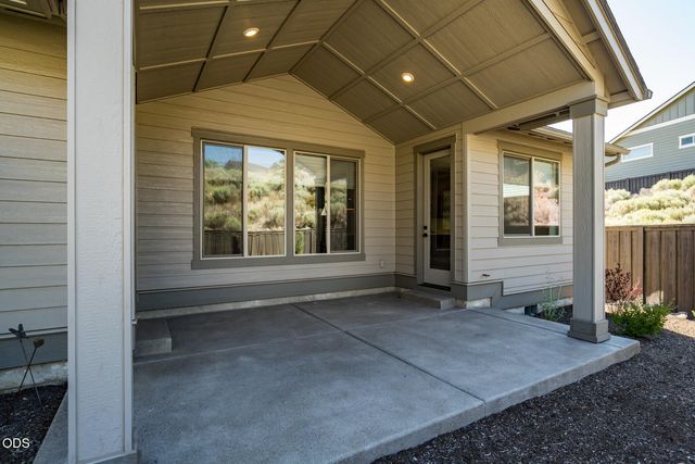 3041 NW Butte View Drive, Bend, OR 97703