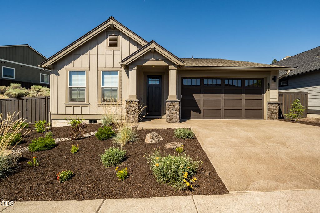 3041 NW Butte View Drive, Bend, OR 97703