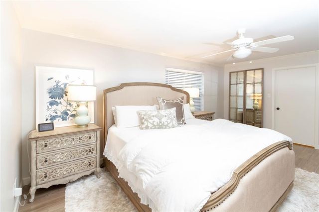 4607 Pine Street, Bellaire, TX 77401