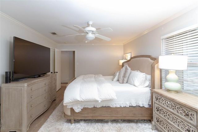 4607 Pine Street, Bellaire, TX 77401