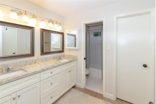 4607 Pine Street, Bellaire, TX 77401