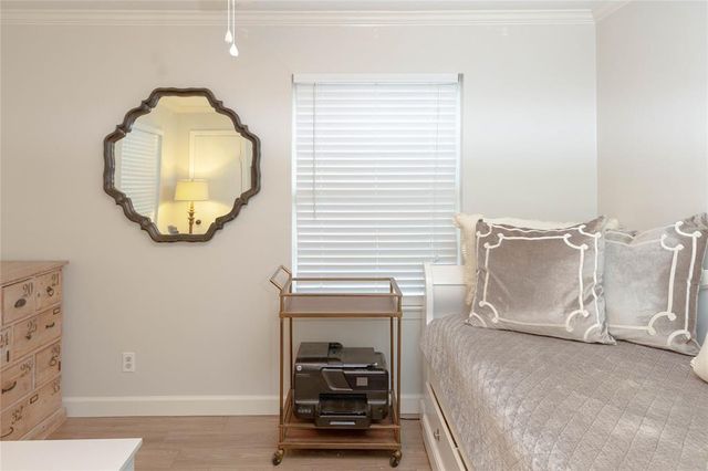 4607 Pine Street, Bellaire, TX 77401