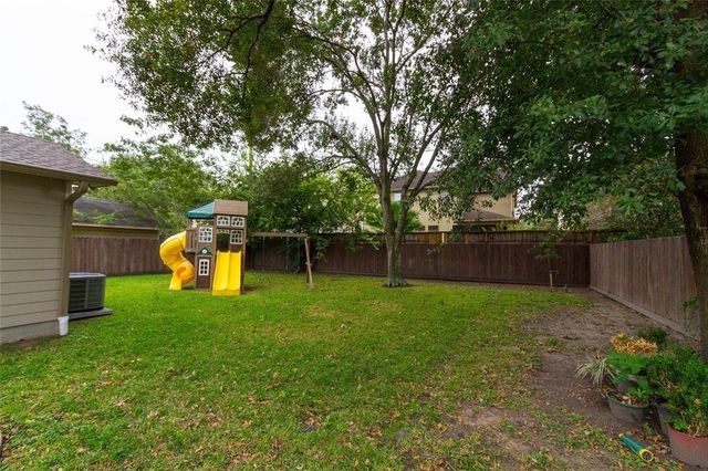 4607 Pine Street, Bellaire, TX 77401
