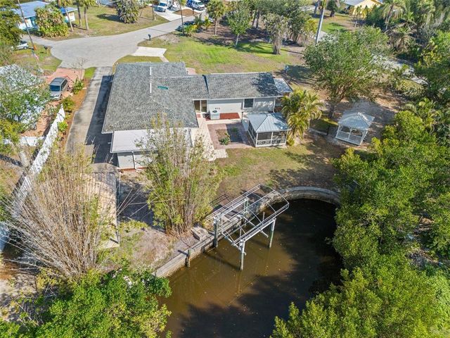 425 FIREBALL COURT, Punta Gorda, FL 33950