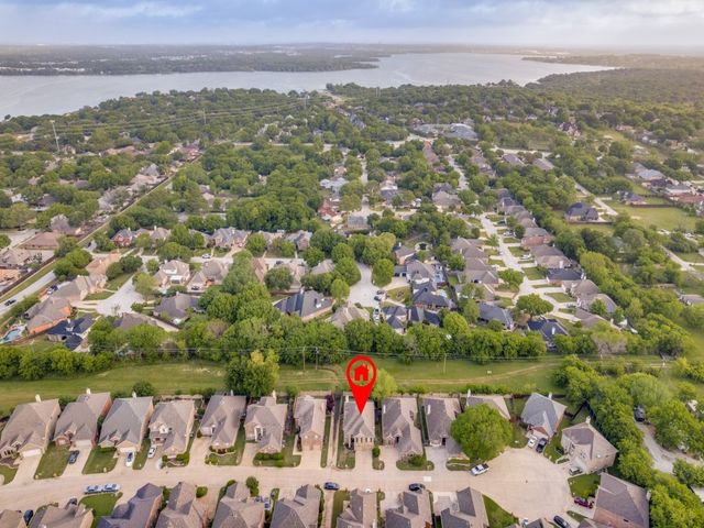 6811 Shore Breeze Court, Arlington, TX 76016