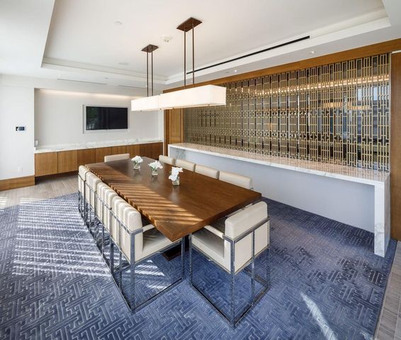2047 Westcreek Lane 1004, Houston, TX 77027