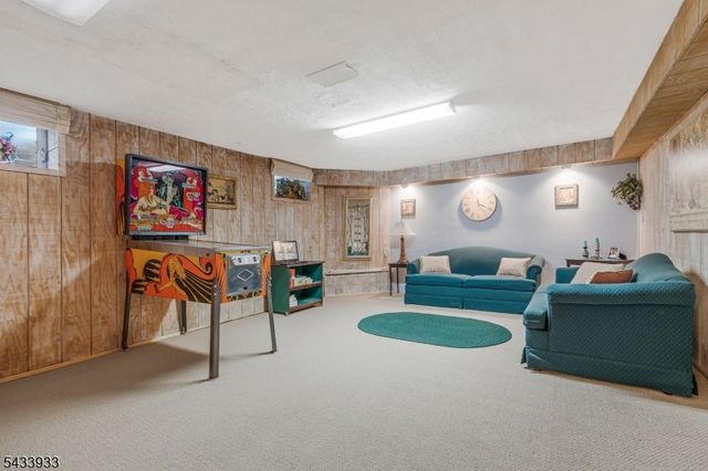 487 Knollwood Dr, Bridgewater Twp., NJ 08807