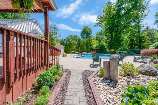 487 Knollwood Dr, Bridgewater Twp., NJ 08807