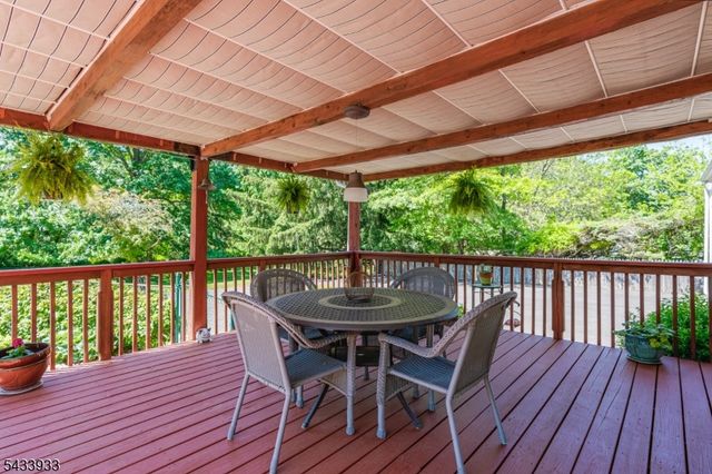 487 Knollwood Dr, Bridgewater Twp., NJ 08807