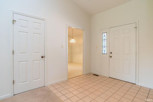 1009 E Sherbrooke Drive, Bloomington, IN 47401