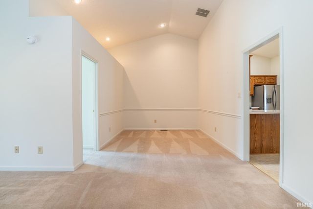 1009 E Sherbrooke Drive, Bloomington, IN 47401