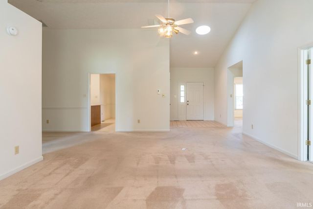 1009 E Sherbrooke Drive, Bloomington, IN 47401