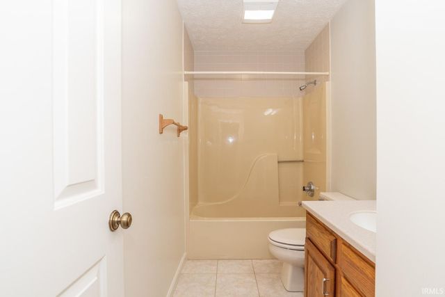 1009 E Sherbrooke Drive, Bloomington, IN 47401