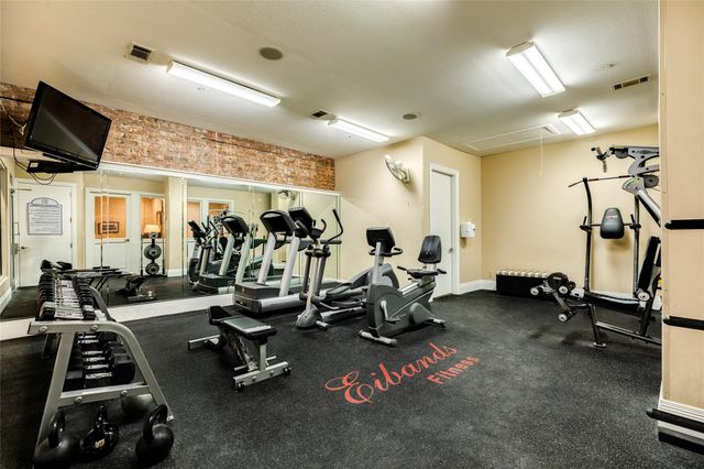 2207 Postoffice Street 420, Galveston, TX 77550