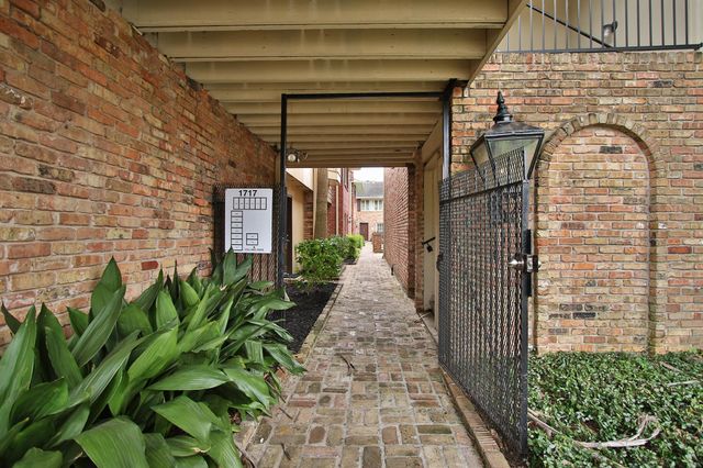 1731 Commonwealth Street, Houston, TX 77006