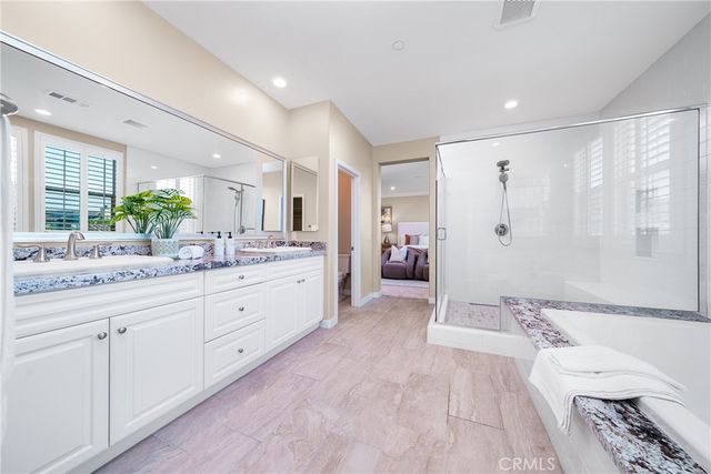 111 Spoke, Irvine, CA 92618