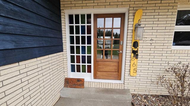 865 Richmond Way, Nekoosa, WI 54457