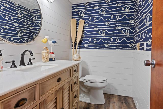 865 Richmond Way, Nekoosa, WI 54457