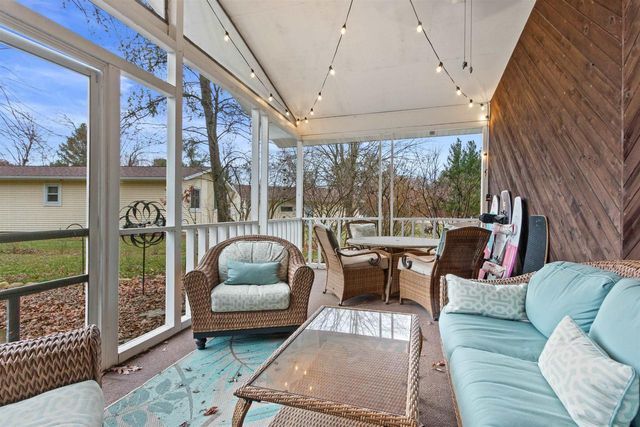 865 Richmond Way, Nekoosa, WI 54457