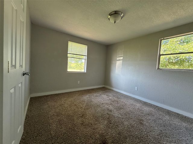 902 Grimes Road, Mineral Wells, TX 76067