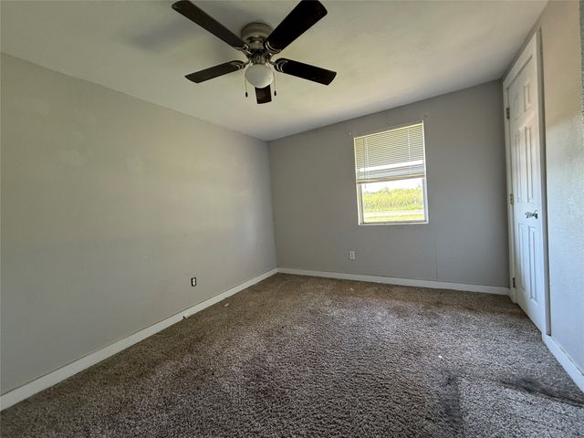 902 Grimes Road, Mineral Wells, TX 76067