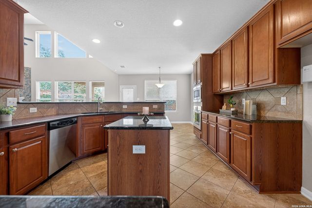 11715 Fabiana, San Antonio, TX 78253