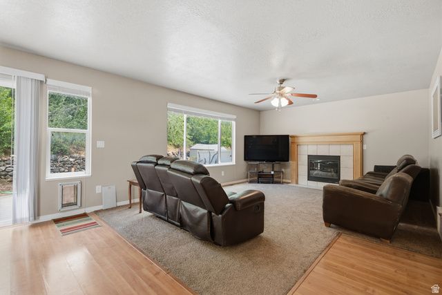 1071 S 55 W, Farmington, UT 84025