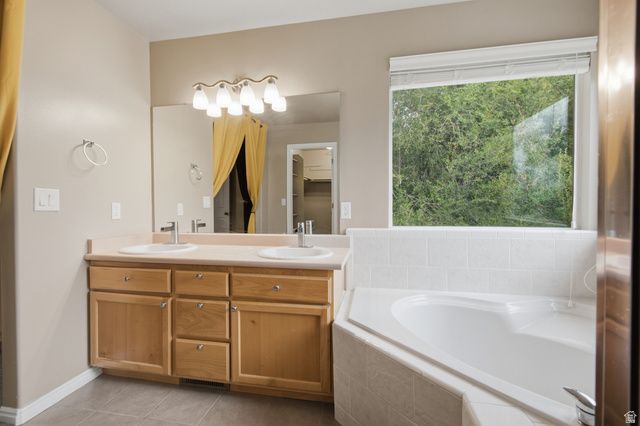 1071 S 55 W, Farmington, UT 84025