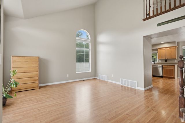 1071 S 55 W, Farmington, UT 84025