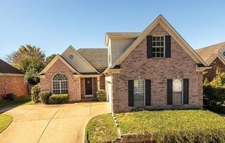 939 BENDING PINE LN, Memphis, TN 38018