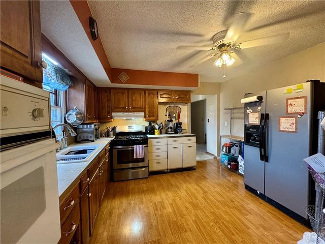 5727 Nogard Avenue, Kansas City, KS 66104