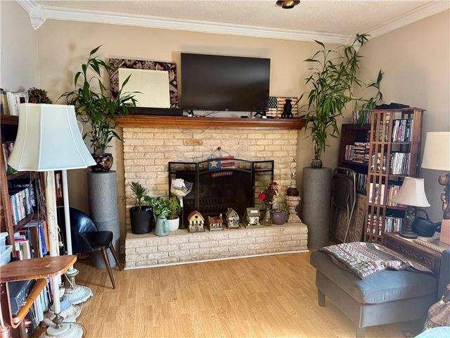 5727 Nogard Avenue, Kansas City, KS 66104