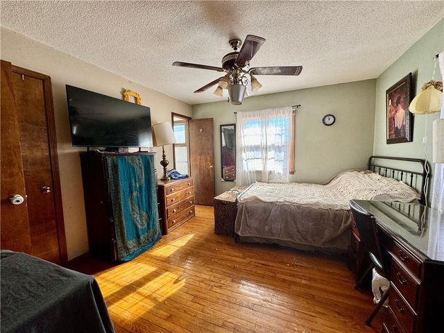 5727 Nogard Avenue, Kansas City, KS 66104