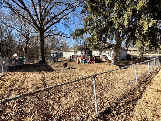 5727 Nogard Avenue, Kansas City, KS 66104