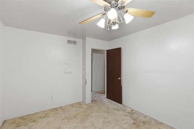 12111 Inkster Road, Livonia, MI 48150