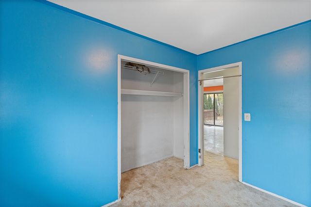 12111 Inkster Road, Livonia, MI 48150