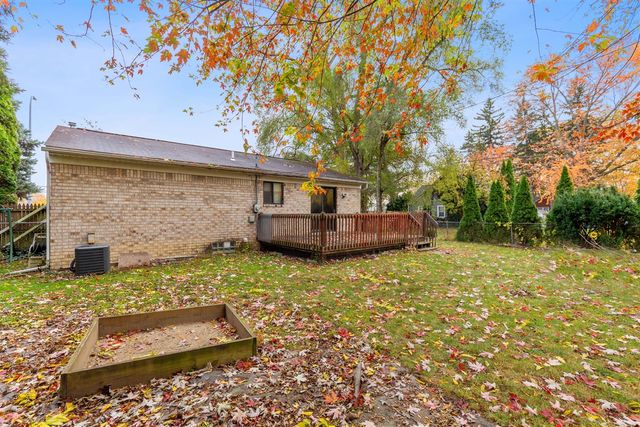 12111 Inkster Road, Livonia, MI 48150