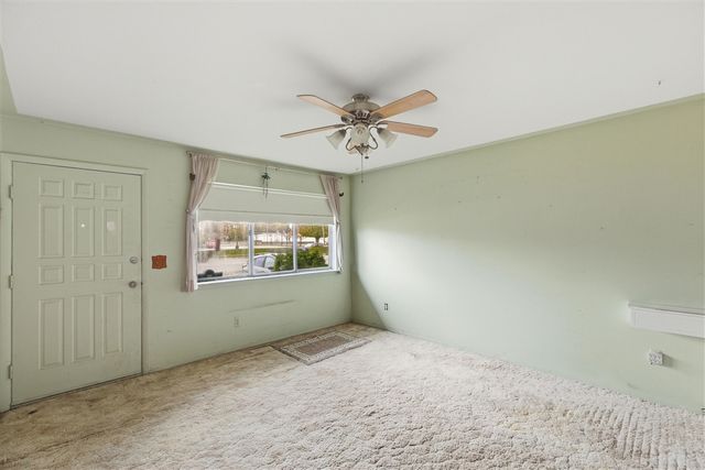 12111 Inkster Road, Livonia, MI 48150