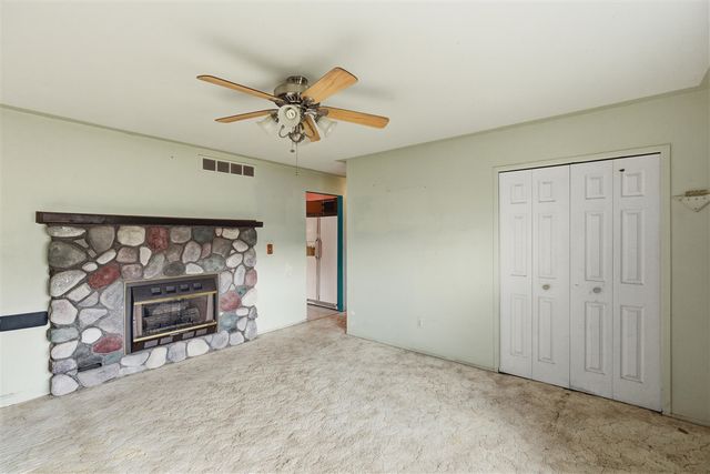 12111 Inkster Road, Livonia, MI 48150