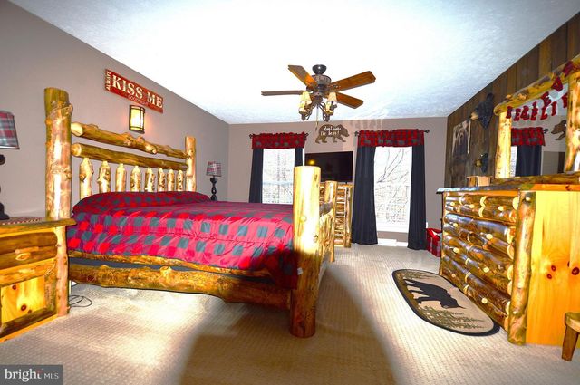 14 MINNIE HA HA RD, Albrightsville, PA 18210