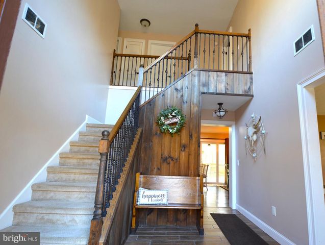 14 MINNIE HA HA RD, Albrightsville, PA 18210