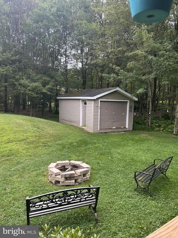 14 MINNIE HA HA RD, Albrightsville, PA 18210