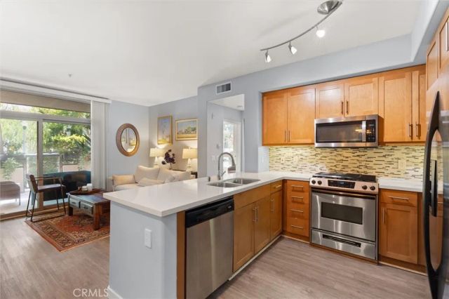 13044 Pacific Promenade 128, Playa Vista, CA 90094
