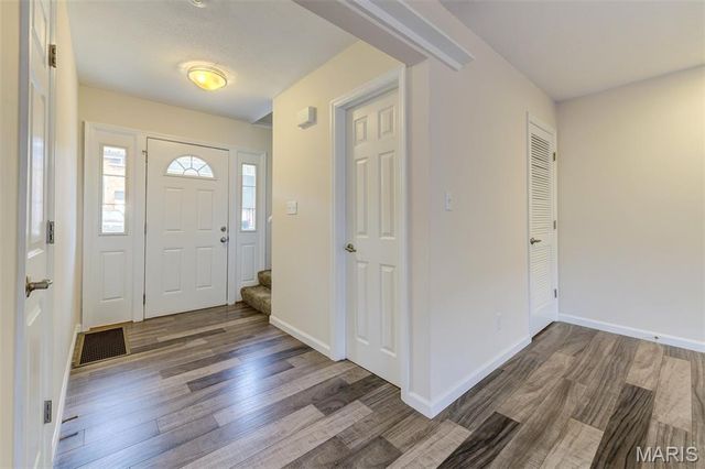 1169 Rue La Ville Walk 1169, Creve Coeur, MO 63141