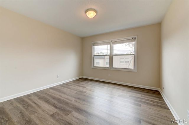 1169 Rue La Ville Walk 1169, Creve Coeur, MO 63141