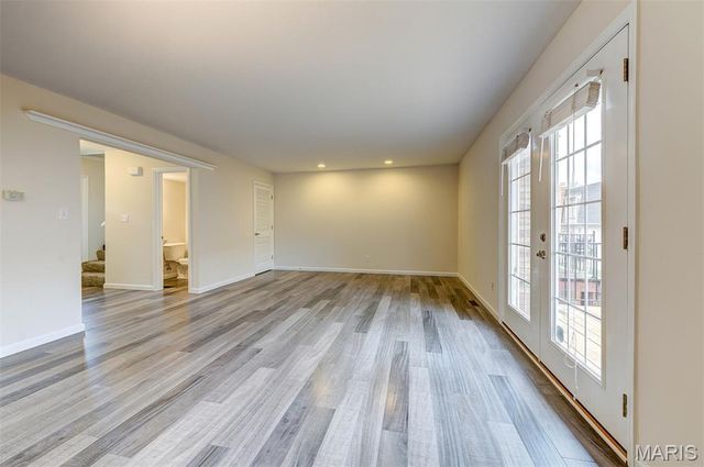 1169 Rue La Ville Walk 1169, Creve Coeur, MO 63141